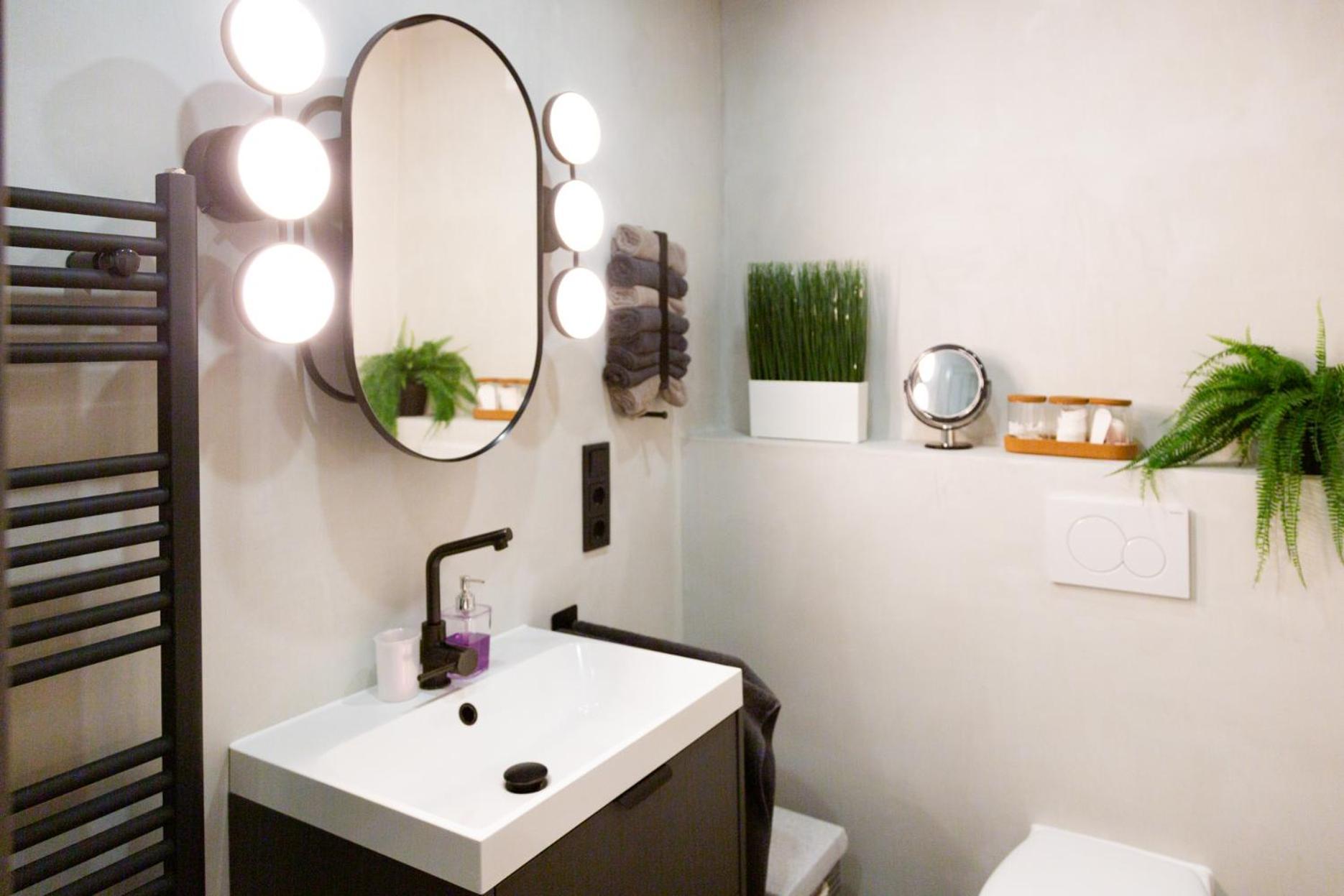 Micasa Ol - Modernes Apartment In City Bestlage - Kueche - Wlan - Balkon - Fugenloses Bad โอลเดนบวร์ก ภายนอก รูปภาพ